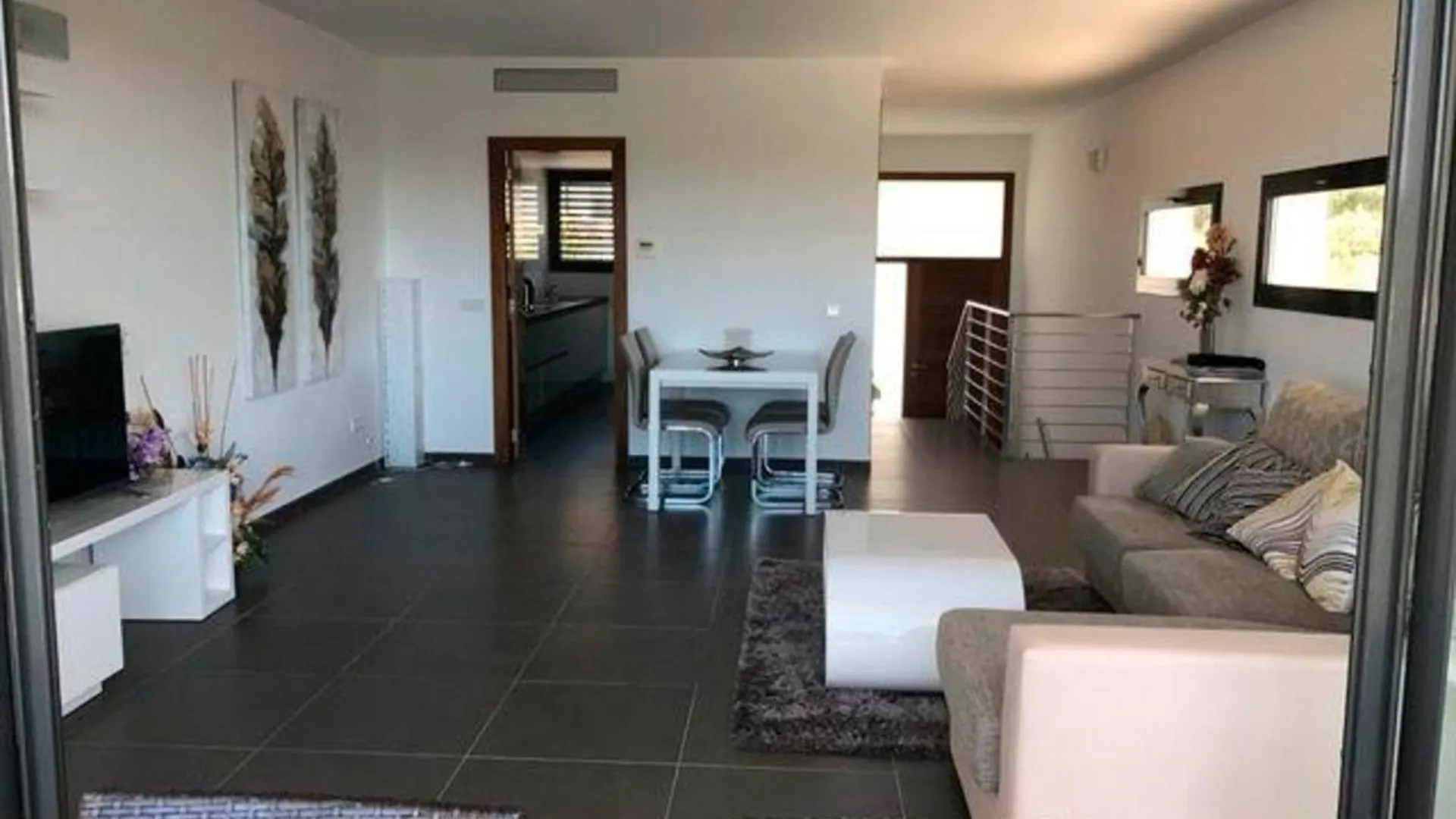 Контакты Luxus Chalet Casas Blancas